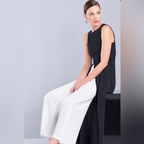WHBM One Piece size 2 - Picture 2 of 6